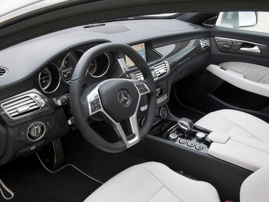  Mercedes-Benz CLS63 AMG Shooting Brake 2012 года  (фото 11 из 16)